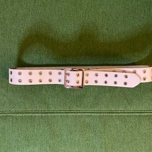 White double grommet belt